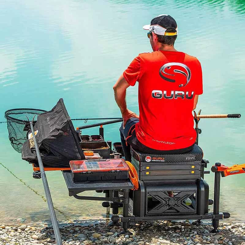 T-shirt GURU SEMI LOGO TEE RED 3 T-shirt GURU SEMI LOGO TEE RED – Image 3